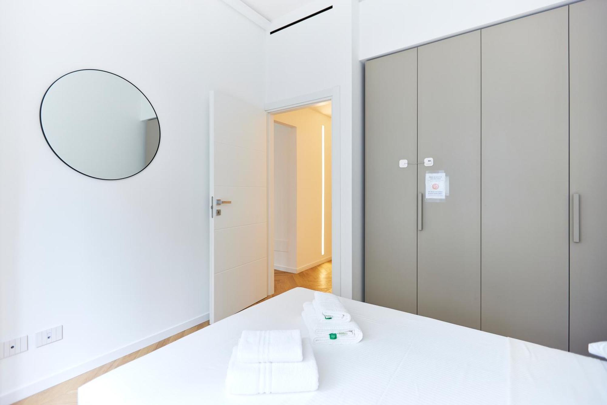 Duomo Cityview Grand Suites Milano Esterno foto